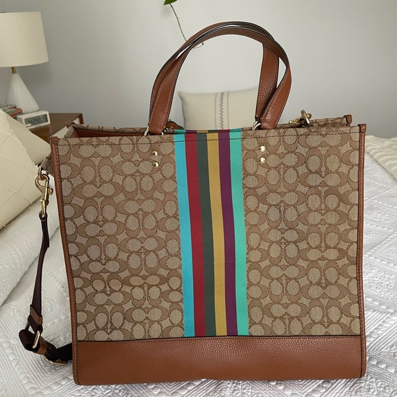 Coach Dempsey Carryall In Signature Jacquard With Stripe And Coach Patch, NWT - Picture 2 of 10